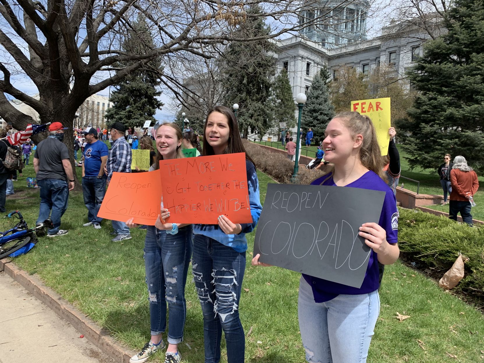 Jocelyn and friends, protest, 041920